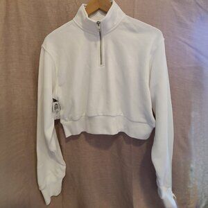 NWT Aritzia TNA Womens Cropped Sweatshirt Size Small